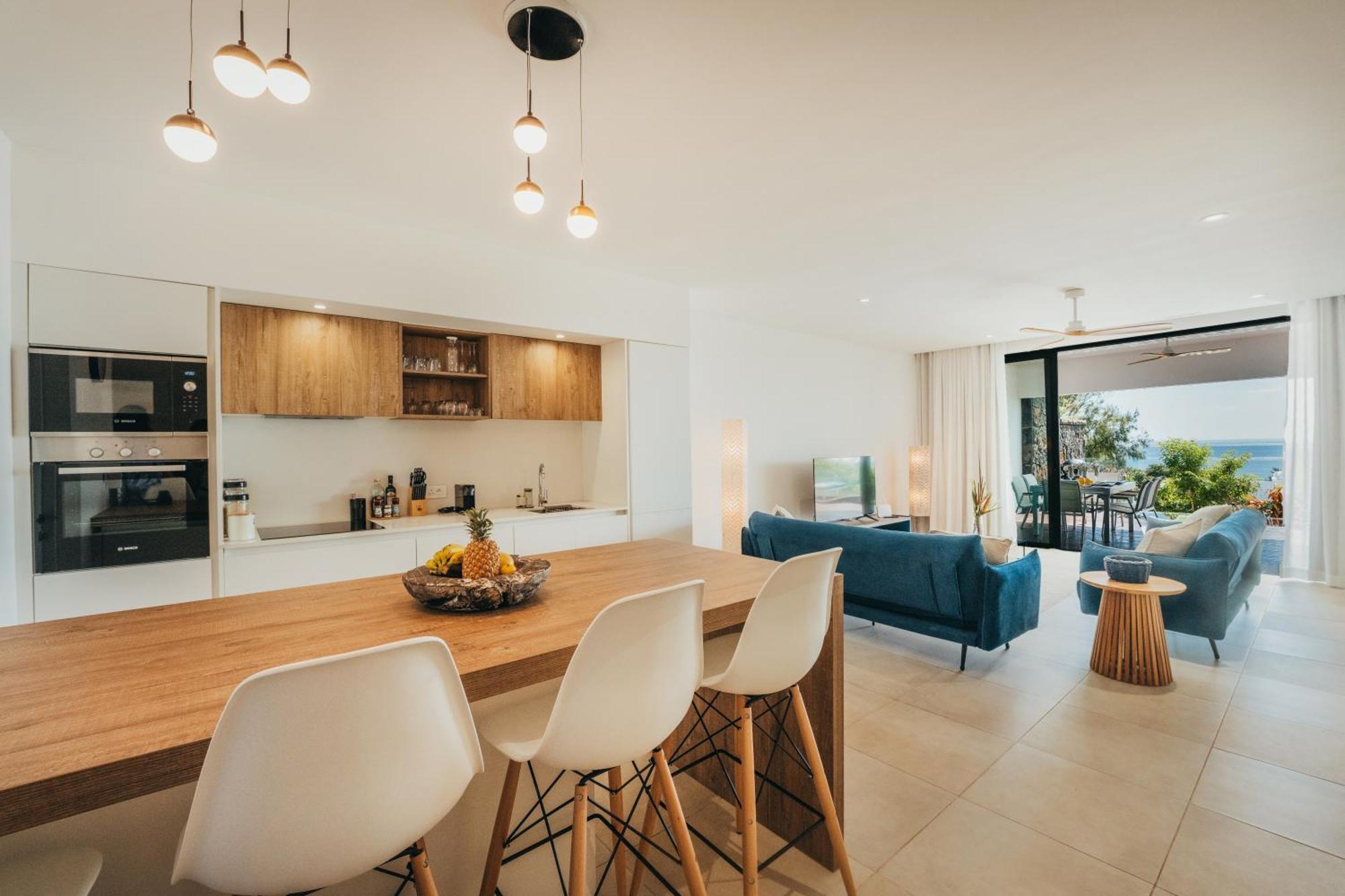 Appartement De Luxe Piscine Et Vue Mer Rivière Noire Extérieur photo