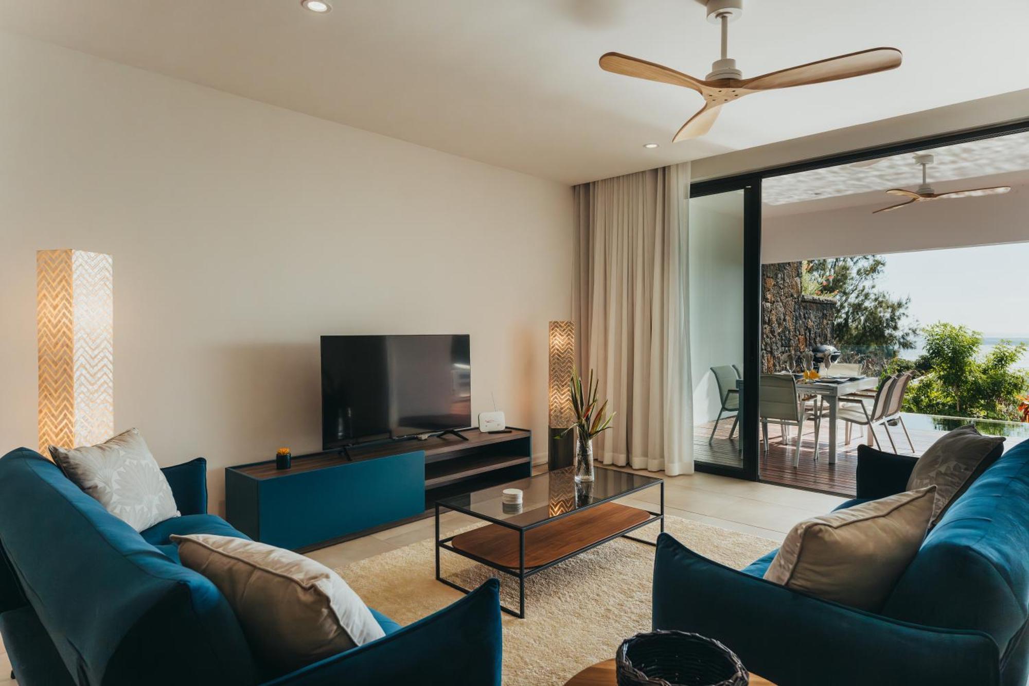 Appartement De Luxe Piscine Et Vue Mer Rivière Noire Extérieur photo