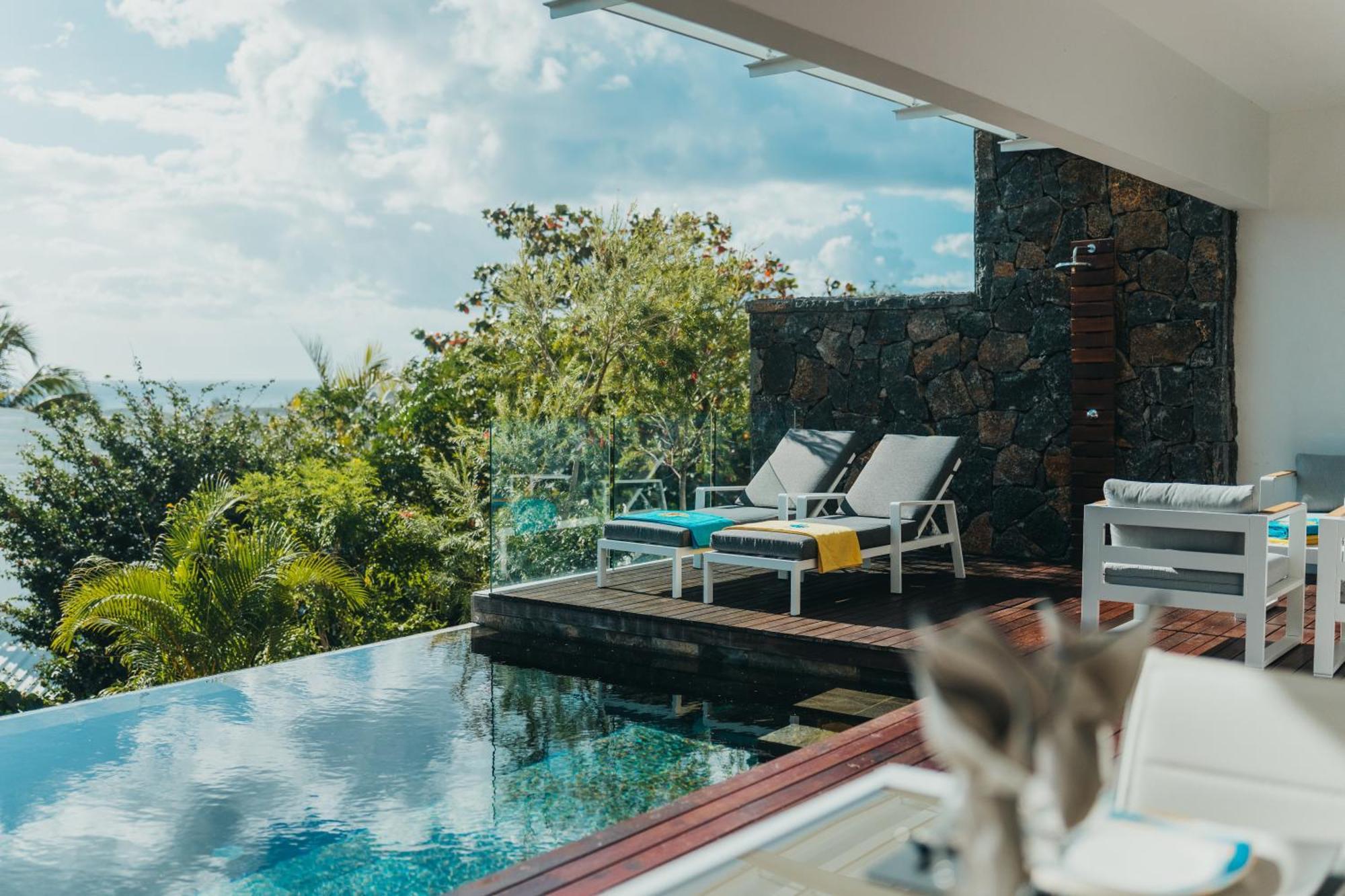 Appartement De Luxe Piscine Et Vue Mer Rivière Noire Extérieur photo